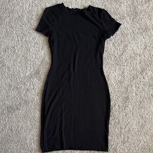 Elegant Black Ribbed Dress